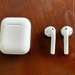 Apple Wireless Earbuds with Charging Case - White
